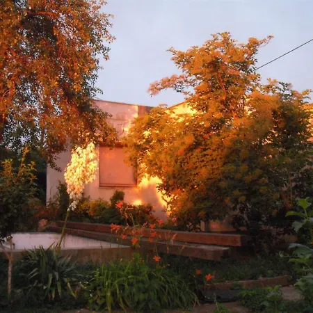 Beck Panzio With Pool Nocleg ze śniadaniem *